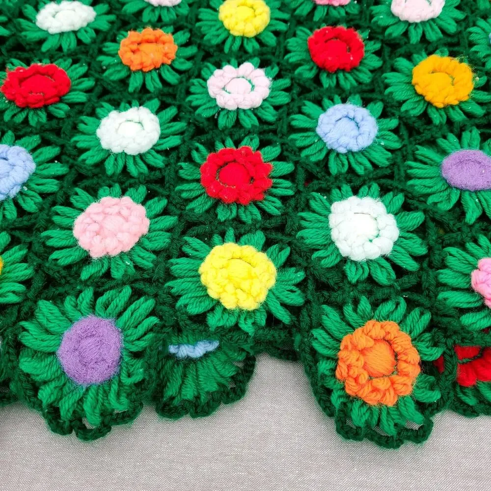 VTG 70s Handmade Crochet Daisy Granny Afghan Throw Cover Multicolor Cottagecore